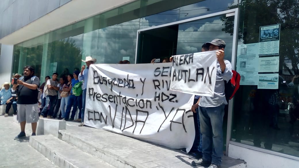 Pide organismo de derechos humanos aparición de activista (Apolonia Amayo)