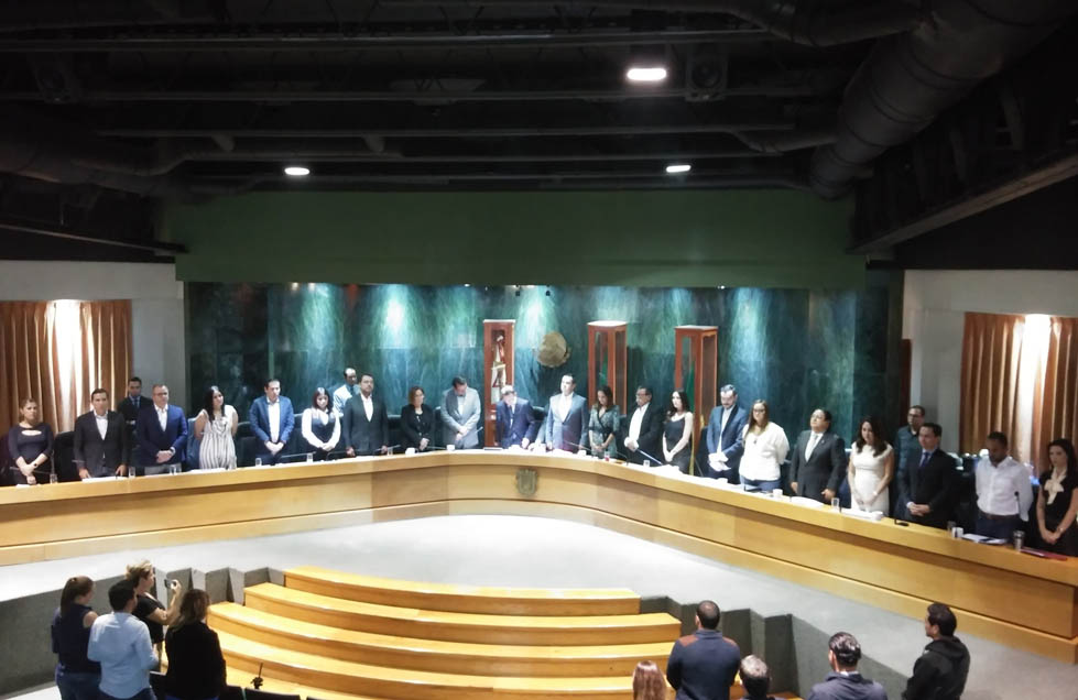 El Pleno  de Zapopan guardó un minuto de silencio por Salvador Rizo Ayala, padre del regidor Salvador Rizo Castelo (Maricarmen Rello)