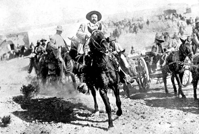 Vargas Valdés afirma que sus enemigos simplemente lo consideraban un hombre fuera de la ley, un desalmado y un personaje sin ideología.