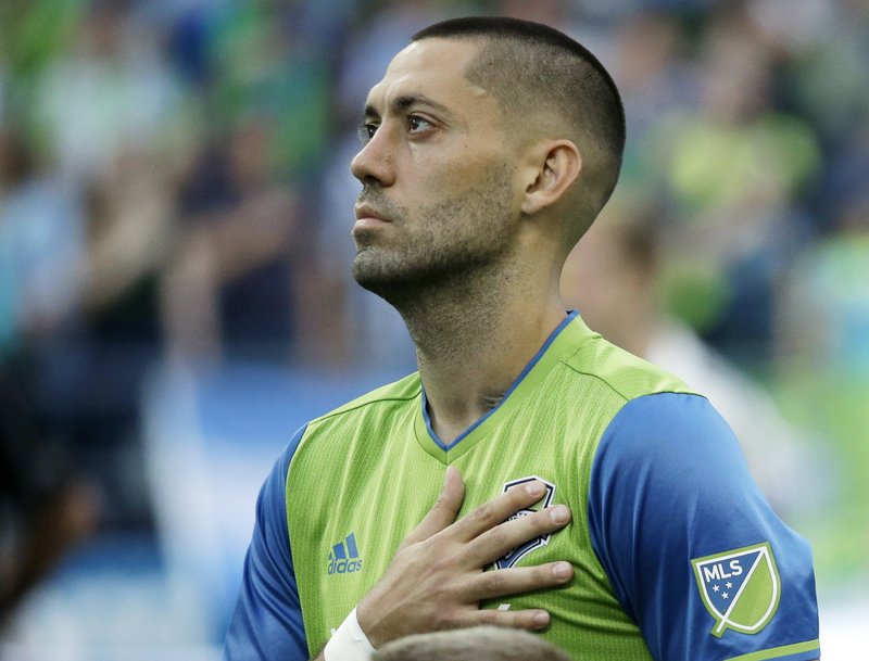 Clint Dempsey se retiró del futbol (AP)