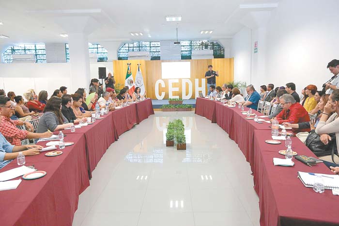 En los diálogos se apuntó que se ocupan 30 reformas legislativas.