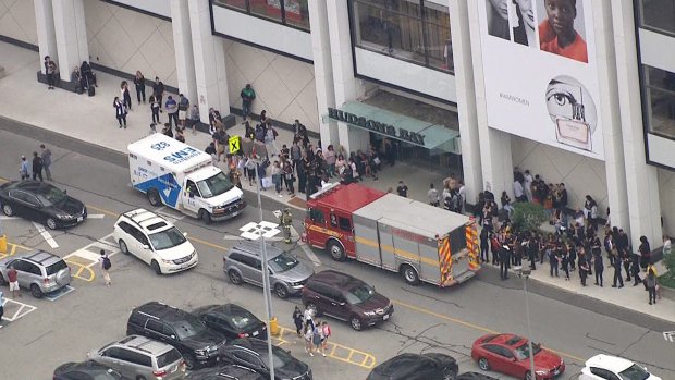 Tiroteo en centro comercial de Canadá. Especial