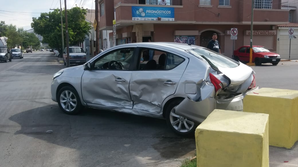 Las dos unidades reportaron daños considerables. (Especial)