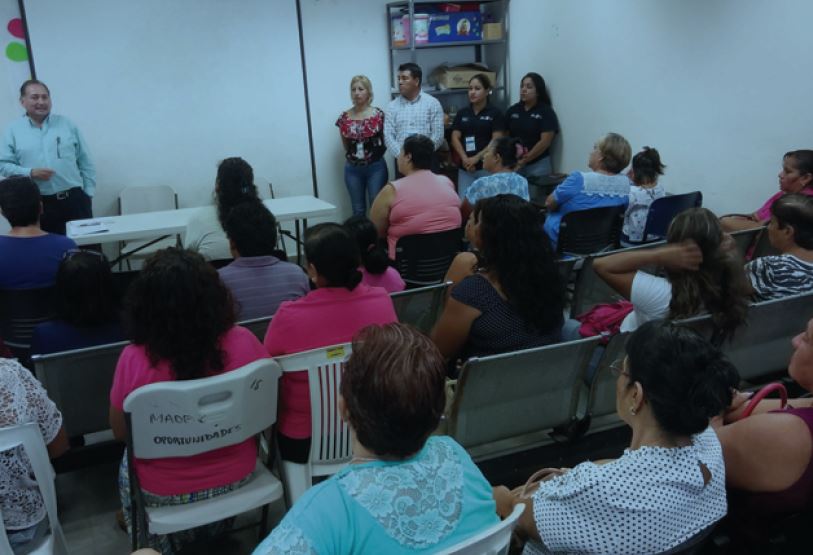 Promocionan aplicación de vacunas a través de lotería (Pablo Reyes)