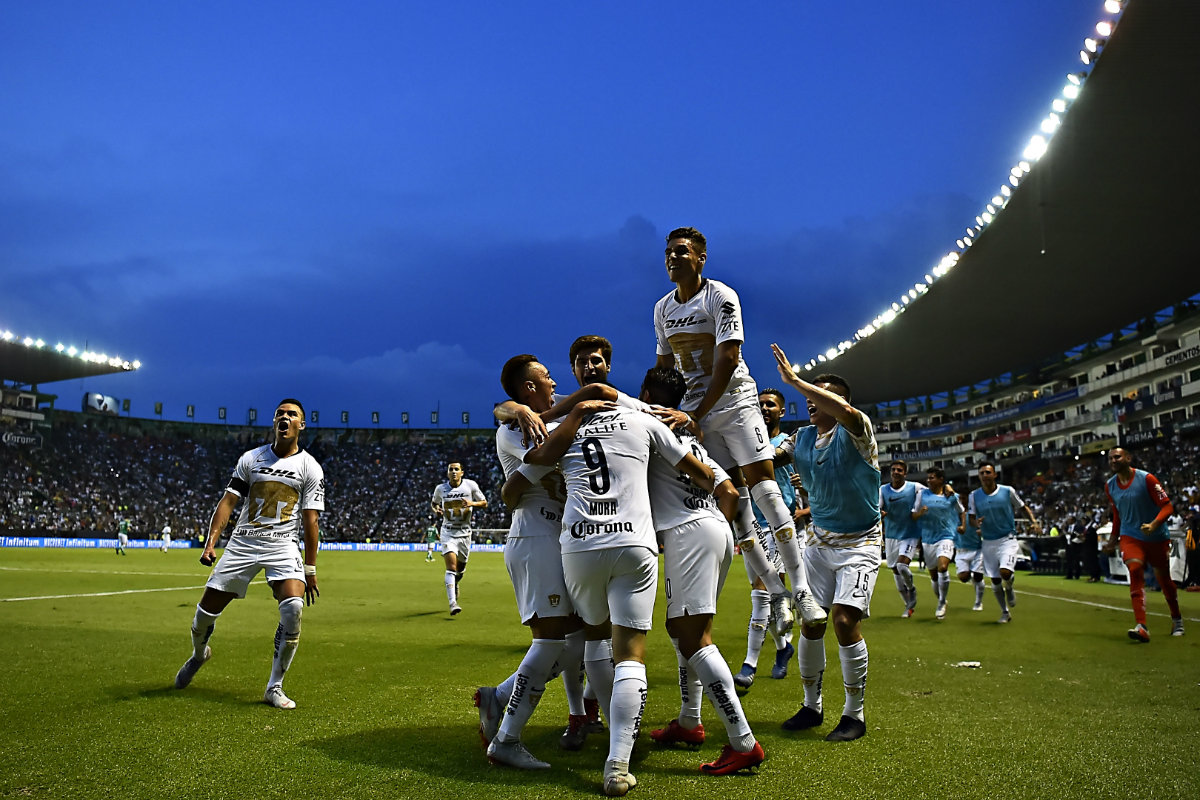 Pumas venció 2-1 a León (Imago7)