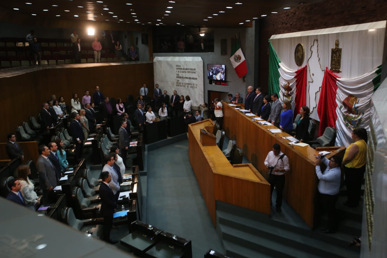 Congreso local.