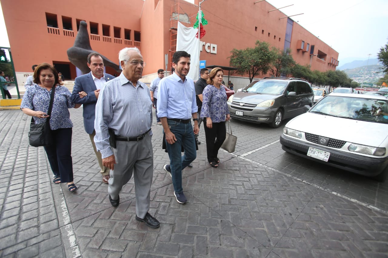 Un grupo de panistas coahuilenses se unieron a exigir justicia. (Roberto Alanís)