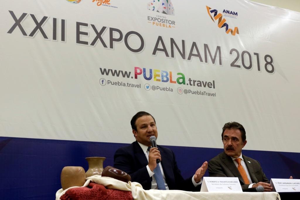 Iñaki Landaburu, presidente ejecutivo de ANAM y Roberto Trauwitz, secretario estatal de Turismo, anunciaron la realización de la XXII Expo y Venta ANA
