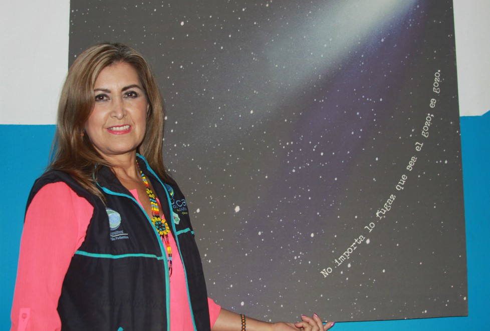 María de Lourdes Álvarez se ve entre esos niños transformando su realidad en días felices. (Cortesía)