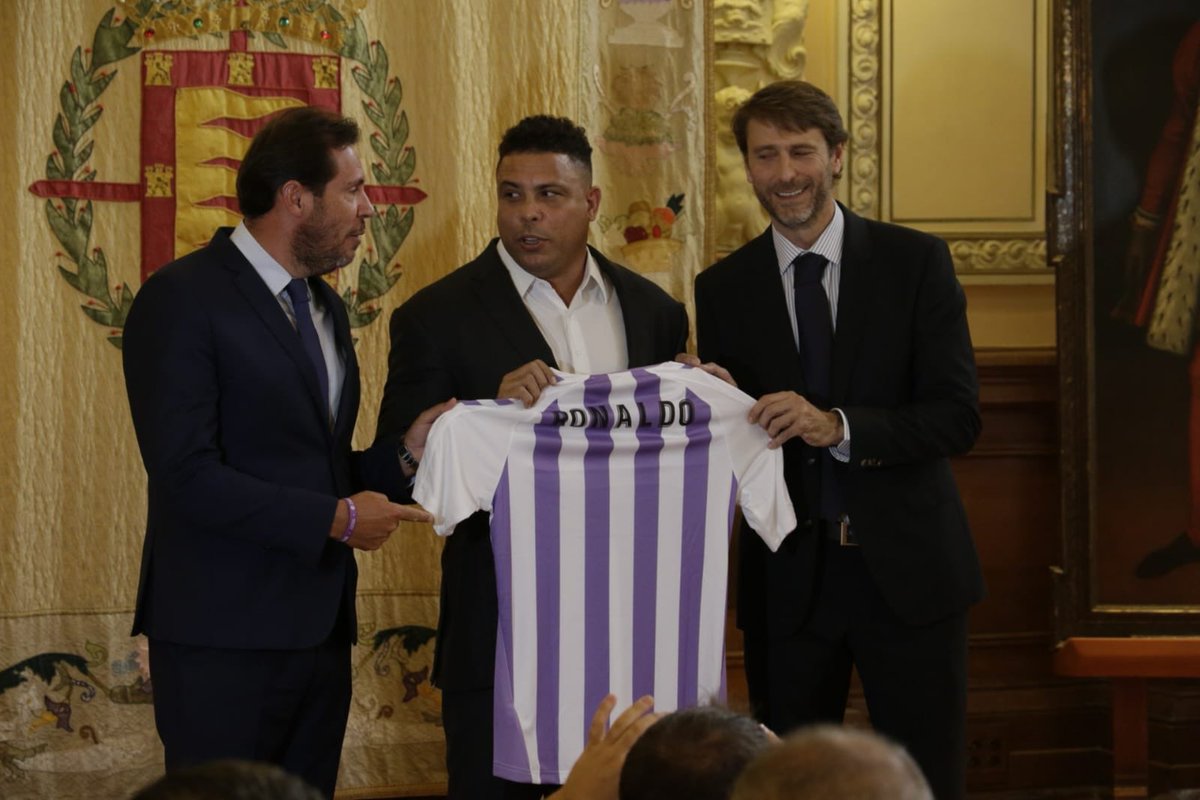 Ronaldo Nazario, nuevo dueño del Real Valladolid (Twitter @realvalladolid)