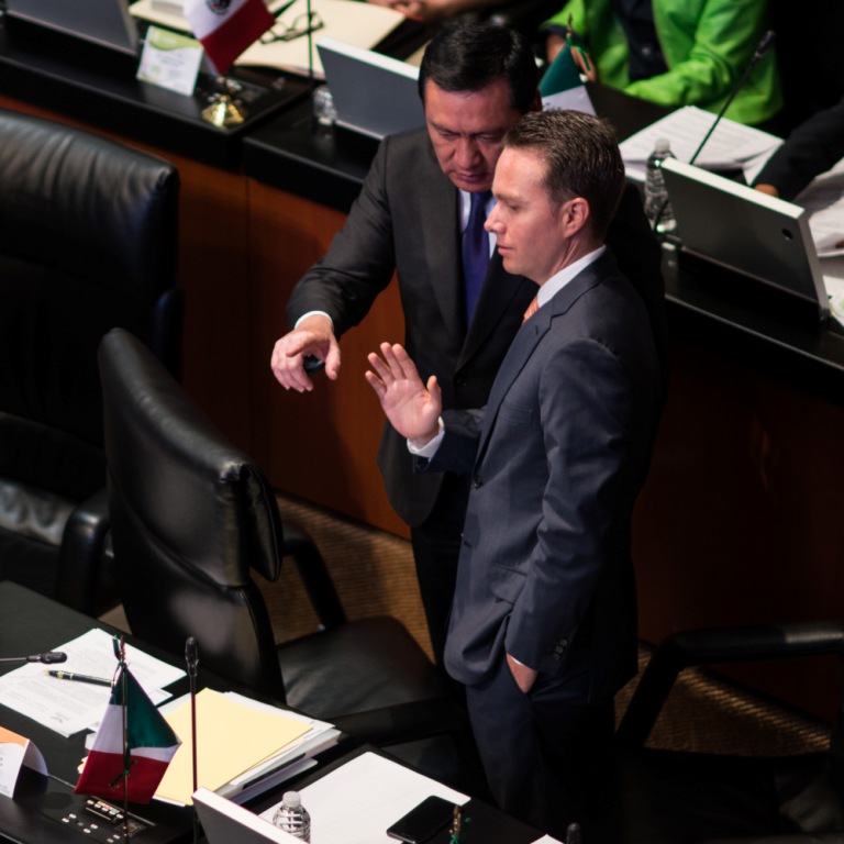 Miguel Ángel Osorio Chong junto al senador con licencia Manuel Velasco (Cuartoscuro)