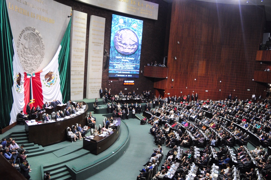 Los senadores y diputados convirtieron sus promesas de campaña en iniciativas de ley. (Cuartoscuro)