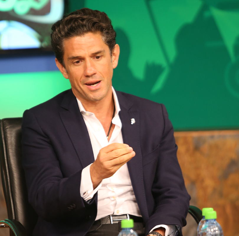 "El éxito es solo la puerta a un nuevo desafío, y el destino del equipo no tiene límites". (Martín Piña)