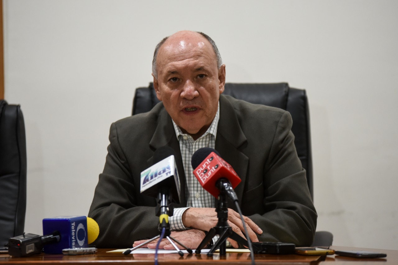 El secretario de Hacienda de Morelos señaló que no pueden seguir ayudando a la UAEM. (David Monroy)