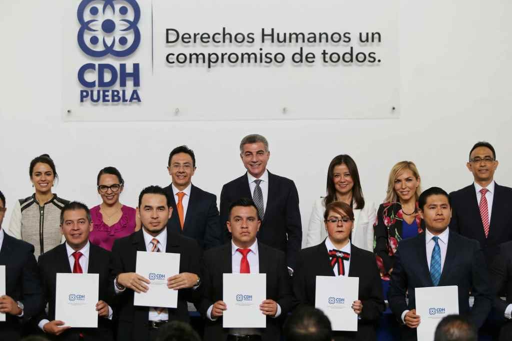 Antonio Gali otorgó distinciones a miembros del CDH (Especial)