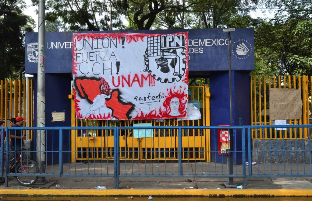 La Dirección General informó que se reasignaron alumnos de los grupos saturados. (Archivo Cuartoscuro)
