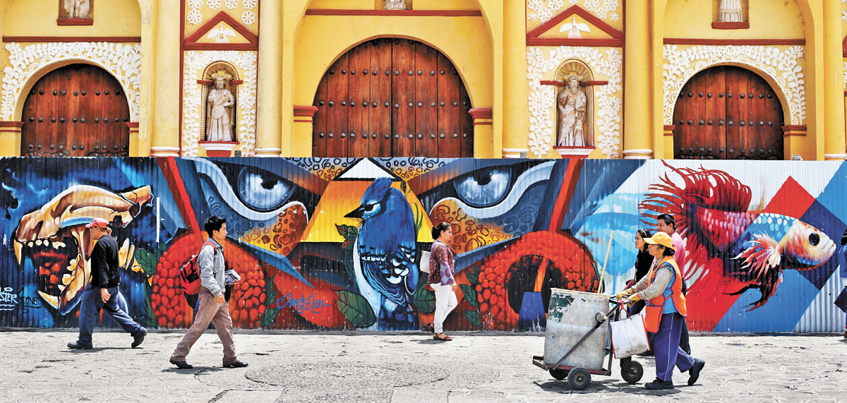 Jaguares, aves y peces, entre las figuras plasmadas. (Jorge González)