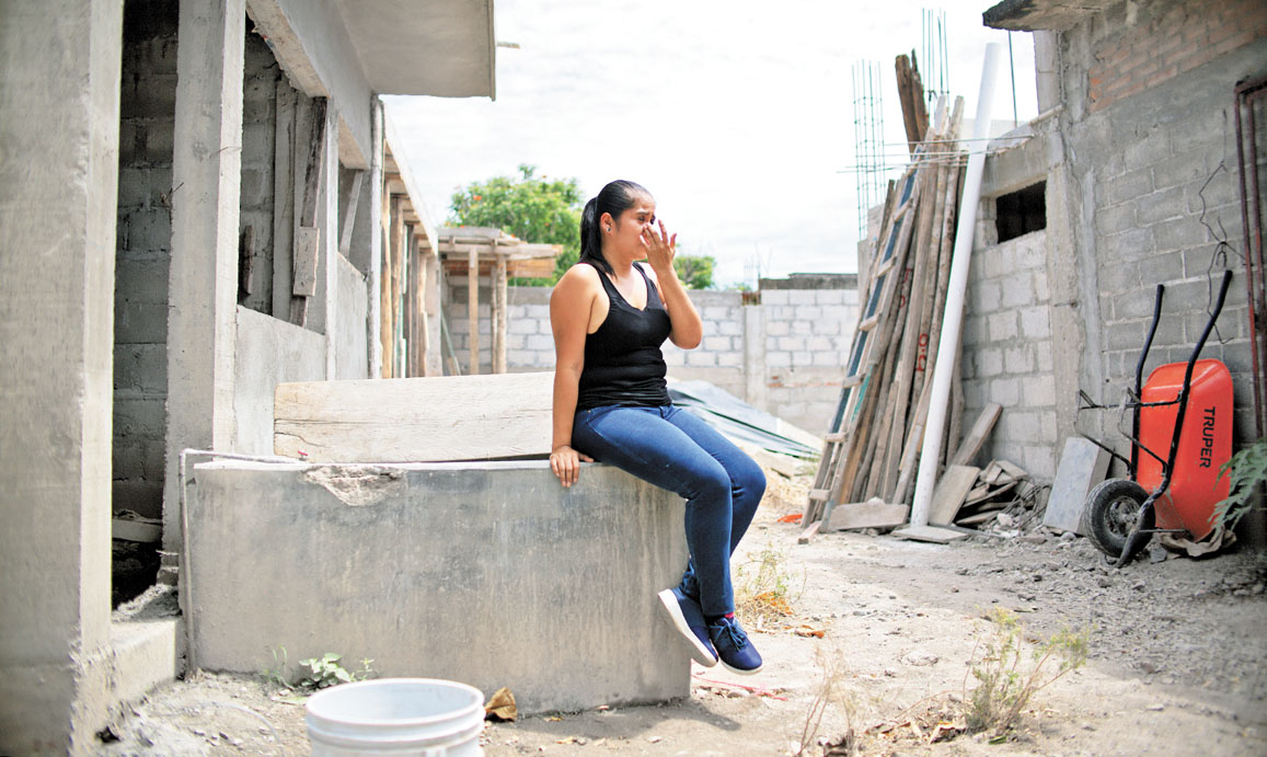 La joven de 29 años regresó al lugar de la tragedia un año después. (Omar Franco)