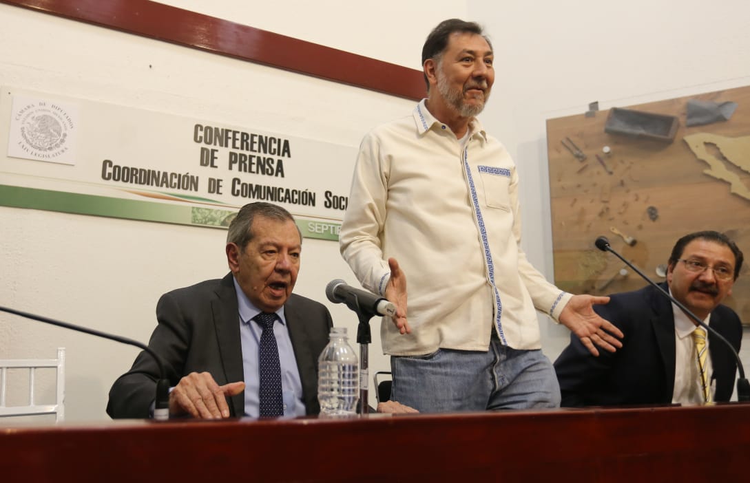 Porfirio Muñoz Ledo y Gerardo Fernández Noroña en conferencia de prensa (Javier Ríos)