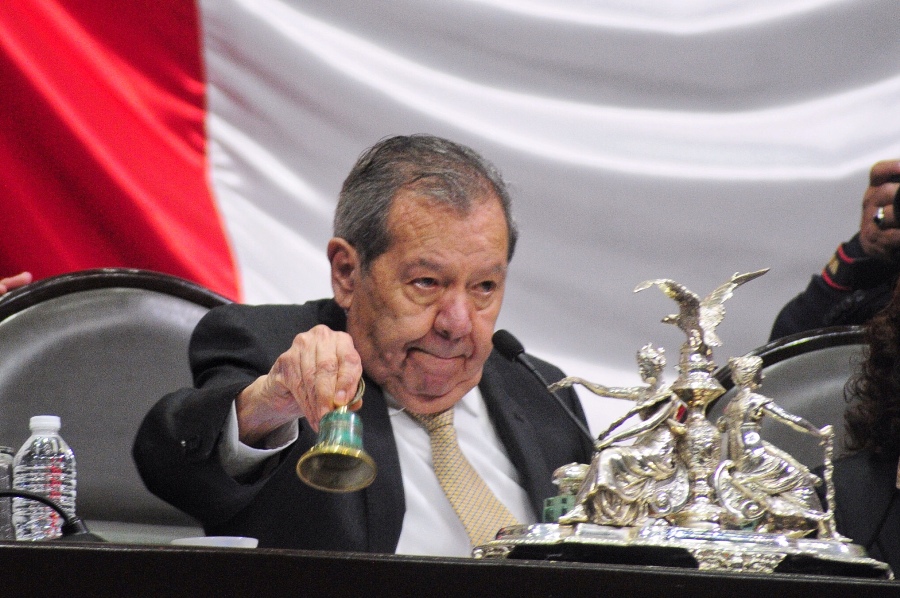 Porfirio Muñoz Ledo leyó el Bando Solemne. (Cuartoscuro)