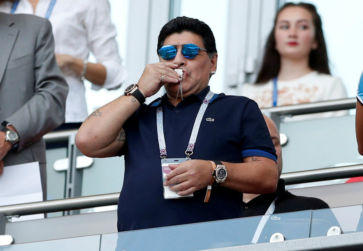 Diego Maradona durante el Mundial de Rusia 2018 (Reuters)