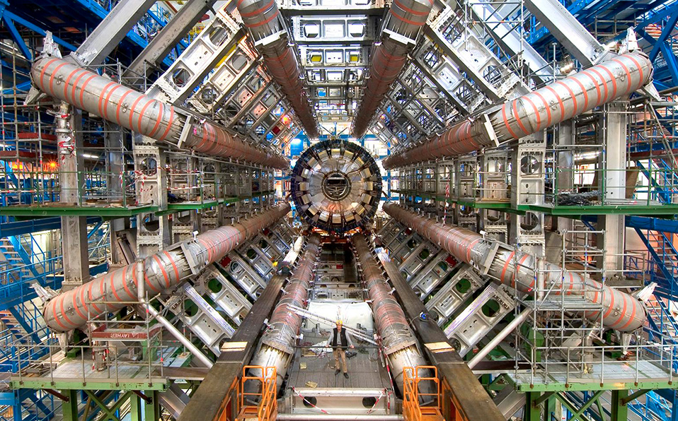 El físico mexicano realiza un recuento de los éxitos del proyecto y nos platica los planes para el futuro (Foto: Maximilien Brice)