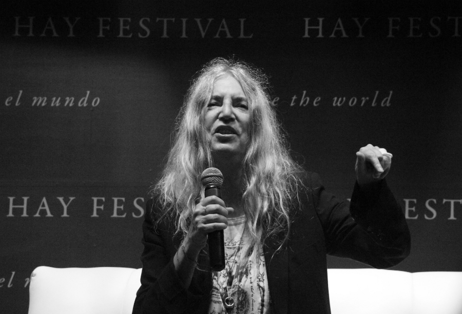 La poeta y cantante presentará 'Hecatombe' en el Hay Festival. (Foto: Ángel Soto/ MILENIO)