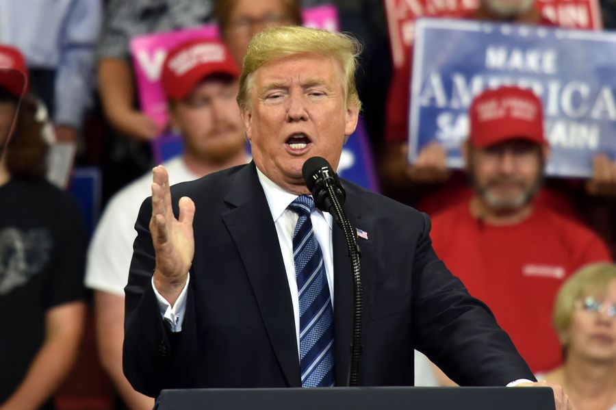 Trump dijo que no sería presidente si en verdad fuera como es retratado en el libro. (AFP)
