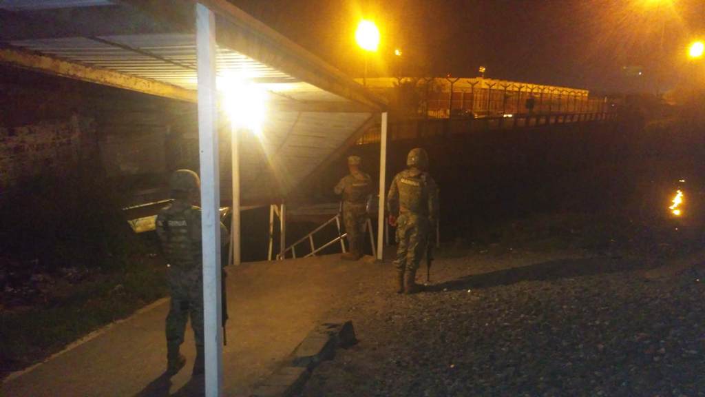 Operativo de vigilancia de paso de lanchas.