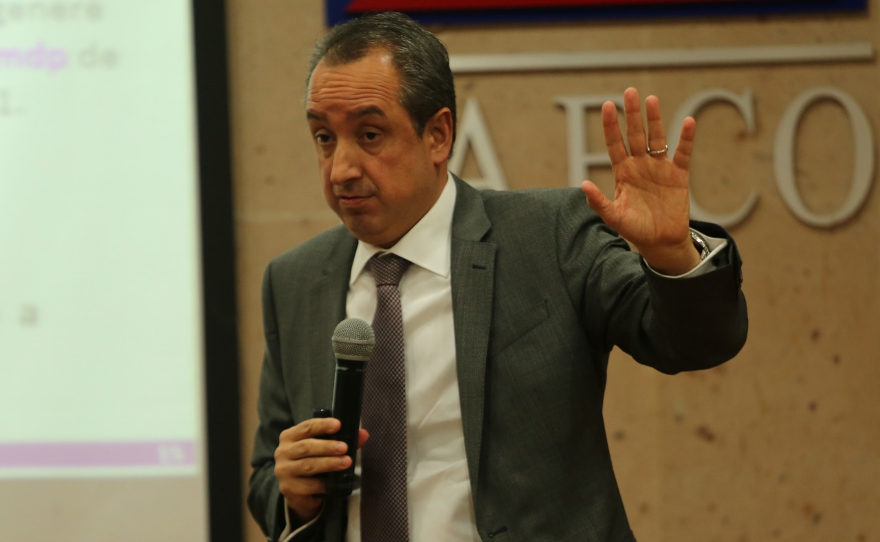 El tesorero Carlos Garza Ibarra . Foto: Roberto Alanís