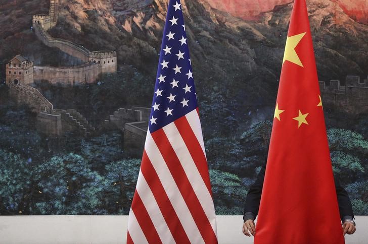 Banderas de China y Estados Unidos (Foto: Reuters)