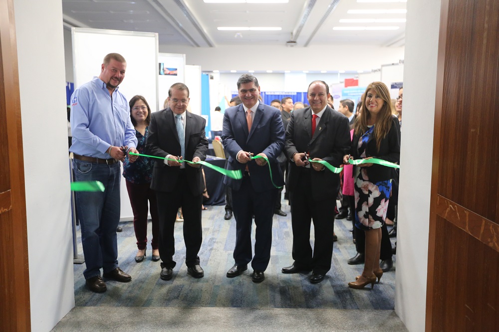 Inauguración de la Expo Ciencia Nuevo León, en colaboración con el Tecnológico de Monterrey. (Leonel Rocha)