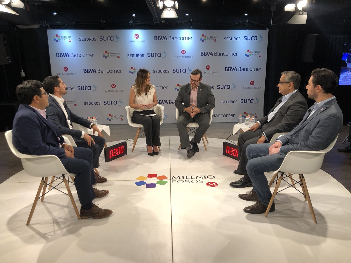 Panel de Milenio Foros Finanzas Personales 2018. (Foto: @lopezmoctezuma )