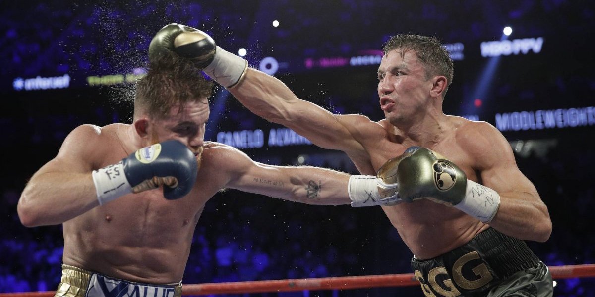 Canelo vs. Golovkin en 2017 (AP)