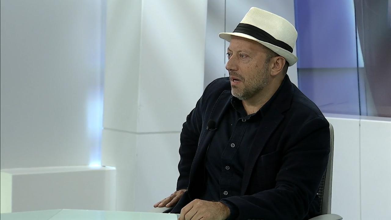 En 15. Entrevista a Martín Solares, Autor de