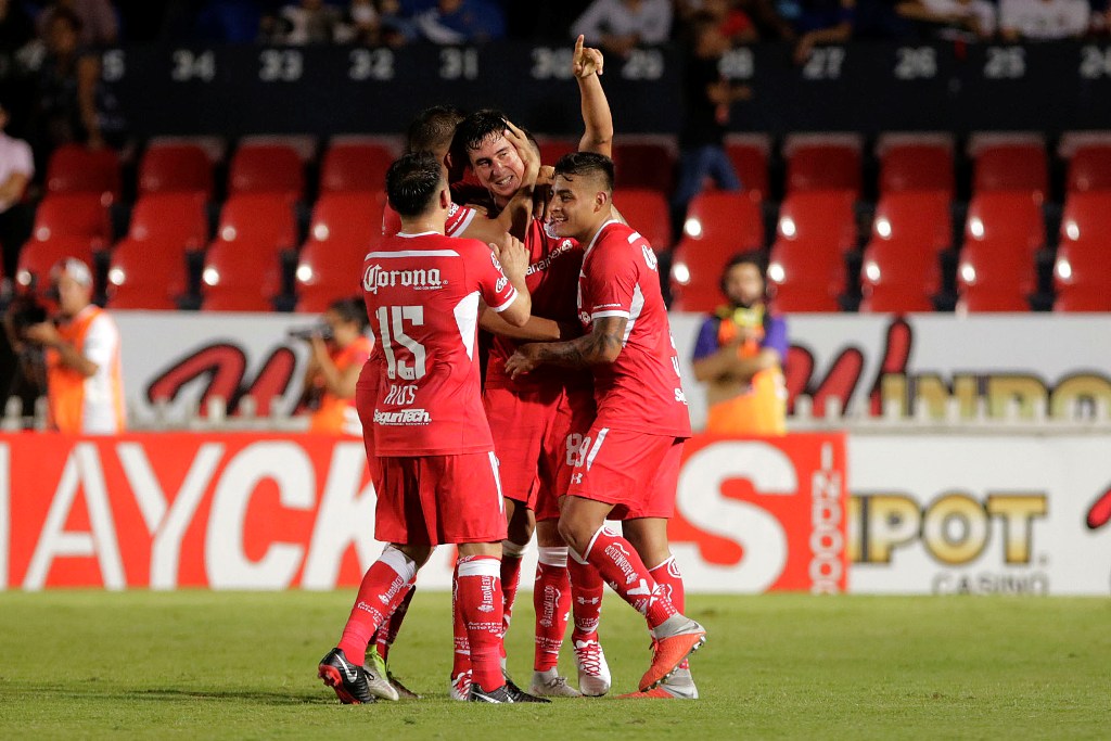Jugadores de Toluca en festejo de gol (Imago7)