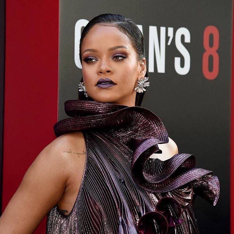 Rihanna (Foto: Facebook)