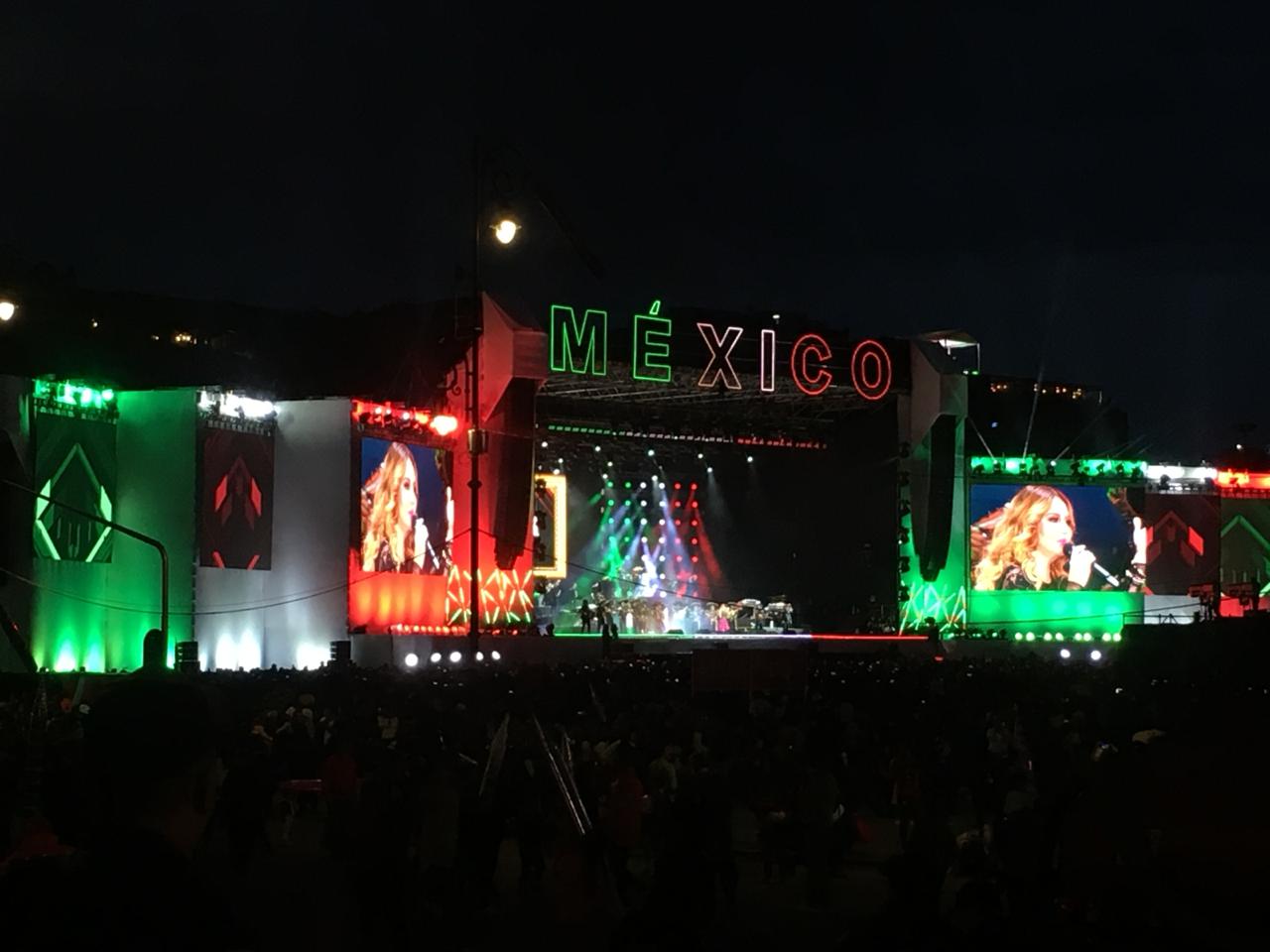 Concierto en el Zócalo Capitalino en marco de 'El Grito de Independencia' (Foto: Arantxa Castillo)