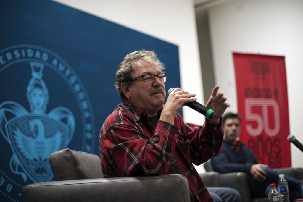 Paco Ignacio Taibo se presentó en el Centro de Convenciones (Especial)
