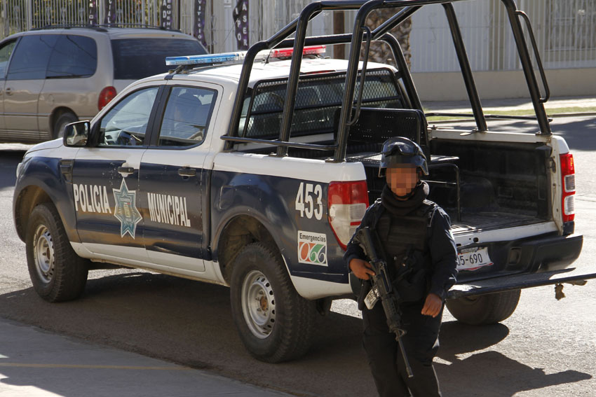 la policía detuvo al hombre por golpear a su esposa. (Notivox Digital)