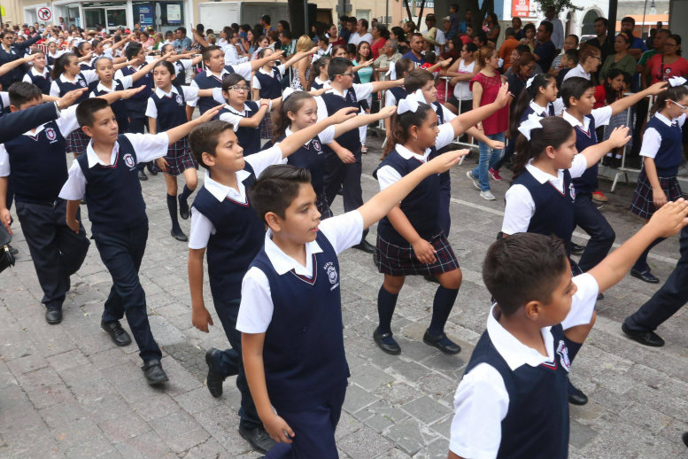 San Pedro y Santa Catarina se unieron a los festejos patrios (Foto: Raúl Palacios)