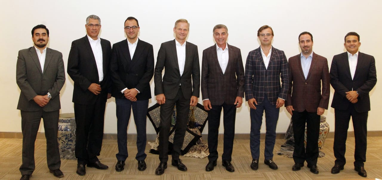 Antonio Gali se reunió con directivos de volkswagVolkswagen (Especial)