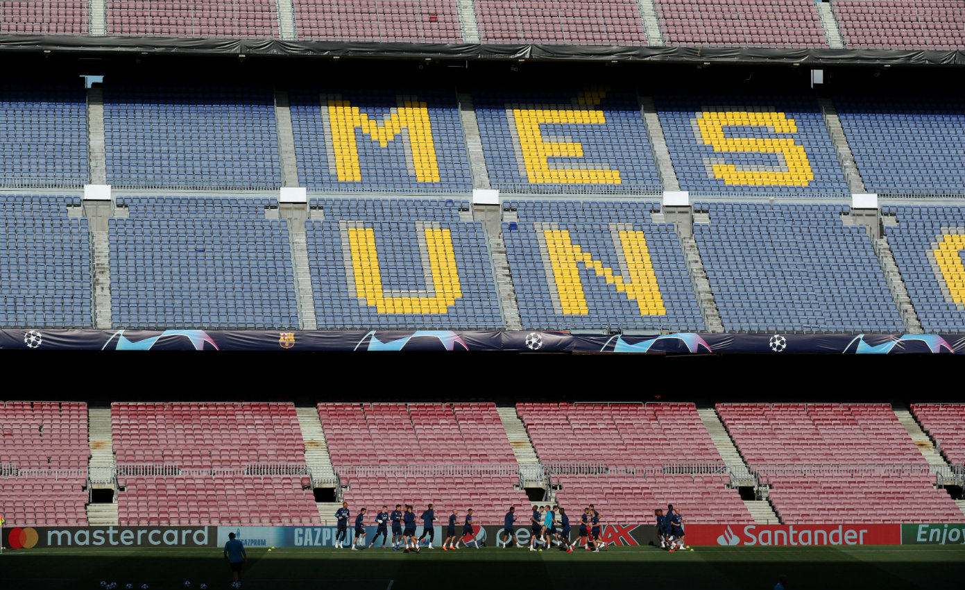 Entrenamiento del PSV en el Camp Nou, previo a su duelo de Champions ante el Barcelona (Reuters)