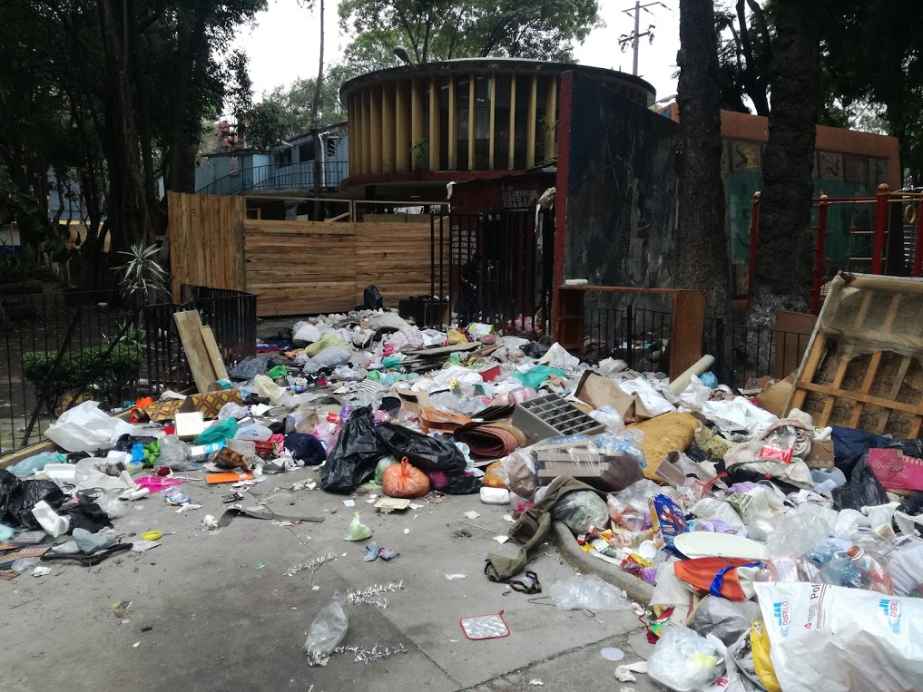 Vertedero del Multifamiliar. Jezabel Ordoñez