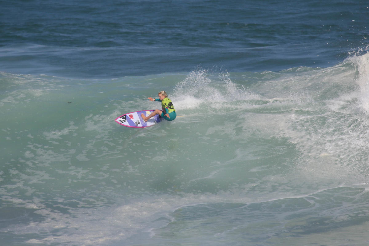 Caitlin Simmers, el presente y futuro del surf de Estados Unidos  (Especial)