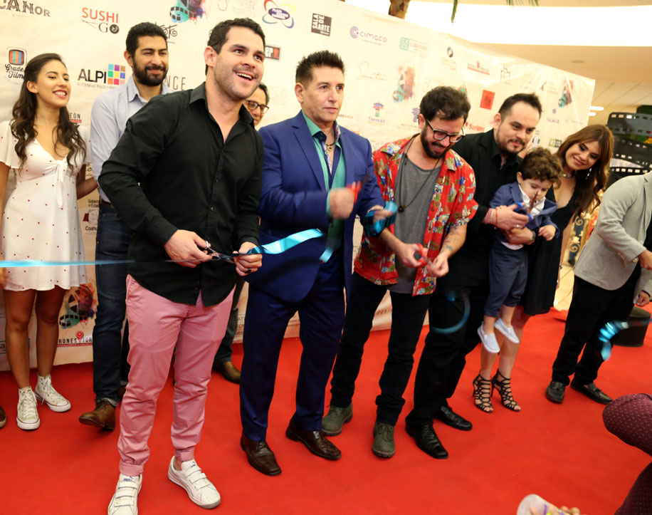 La primera cinta estrenada del festival fue 'Tiempo Compartido' junto a Luis Gerardo Méndez. (Martín Piña)