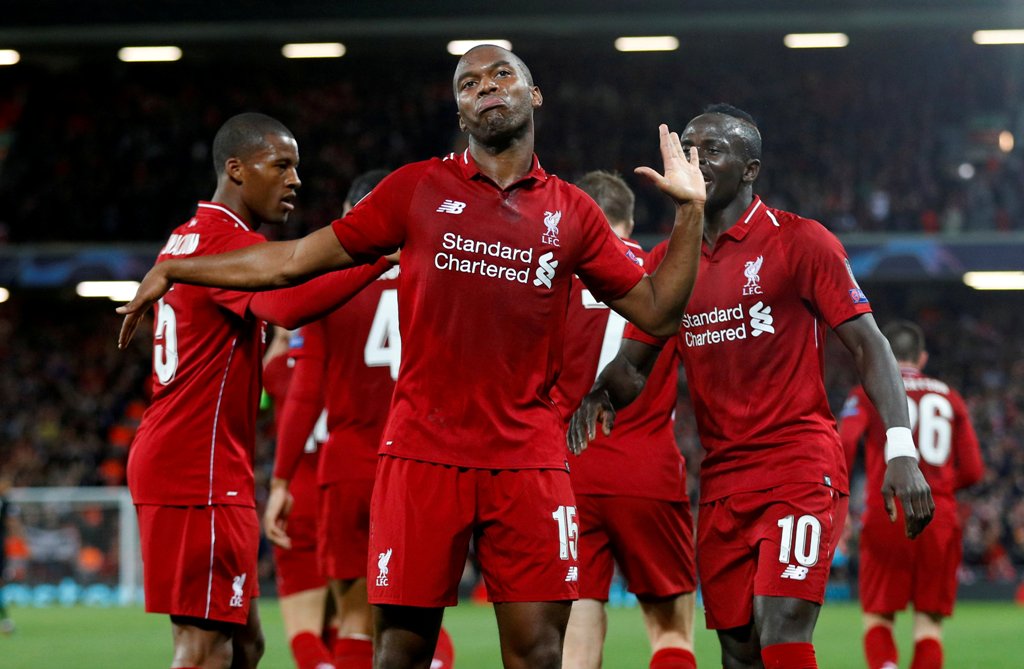Jugadores de Liverpool en festejo de gol (Reuters)