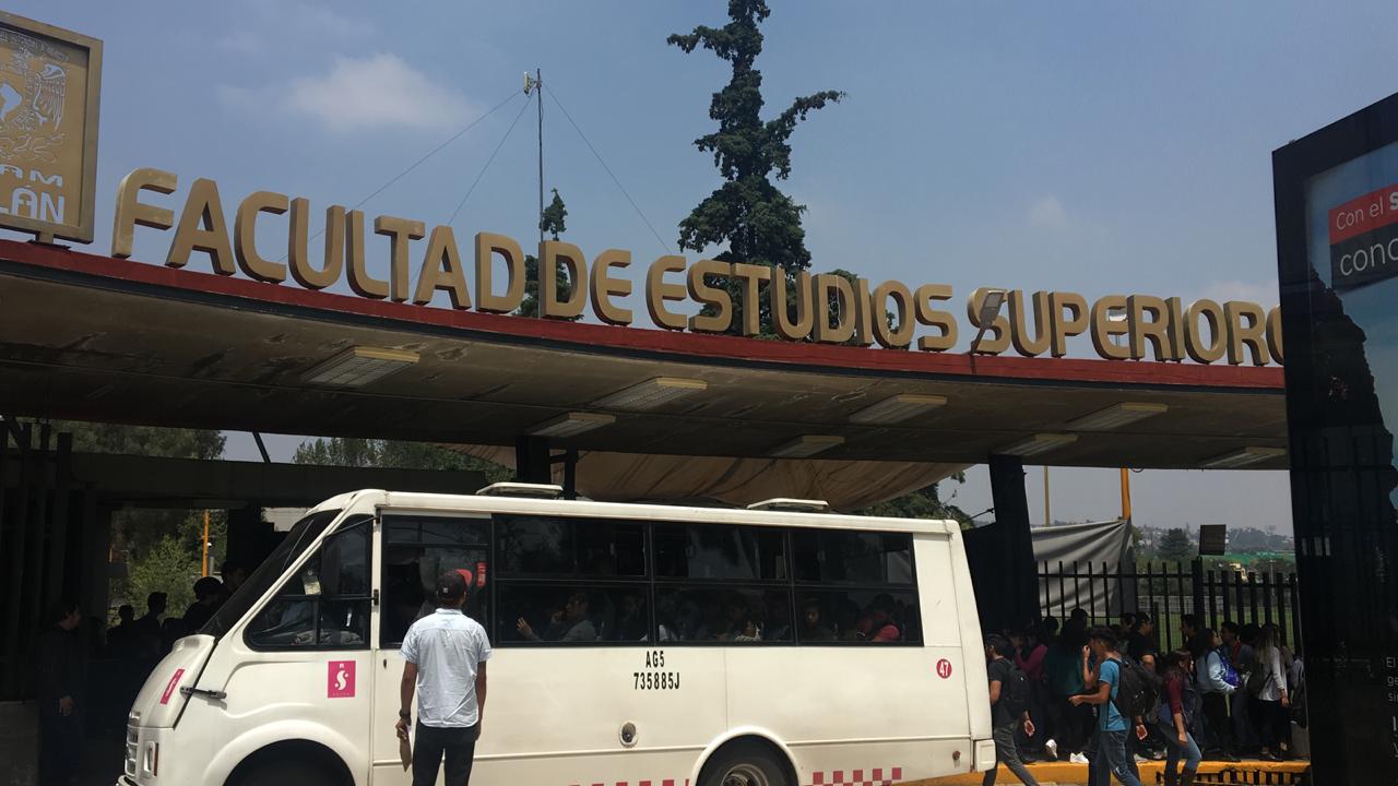 Los militares siempre permanecieron afuera de la Facultad. (Juan Gabriel Ortega)