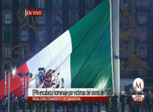 Izan bandera a media asta en memoria de las víctimas del sismo. (Notivox Digital)