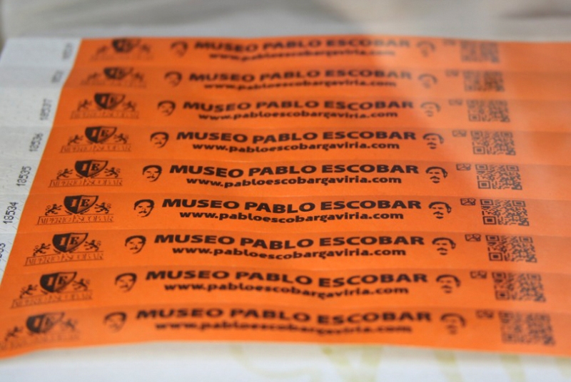 Pablo Escobar llegó a ser uno de los hombres más ricos del mundo, según Forbes, tras fundar un imperio del crimen y el narcoterrorismo.